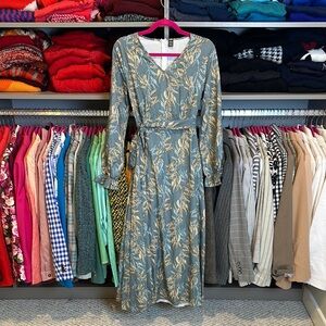 SHEIN sage/yellow print long sleeve belted V neck belted back zip midi dress S